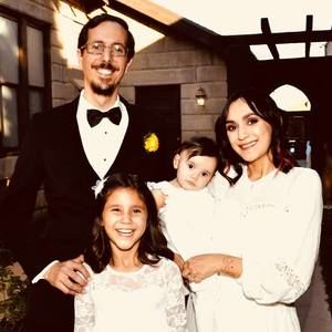 Meet your Posher, Priscilla